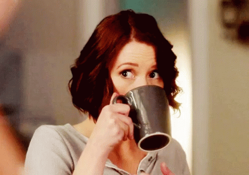Me during Penelope and Max's break up :
Are they!?.. Noooooooooo... They can't.. Do this.. No.. HOLLY MOTHER FUCKING WRITERS!
Me after Penelope and Max's beak up : holly son of a goat they did it !!! THEY DID A FUCKING SANVERS BREAK UP 2.0!! And it was way straighter!!!!