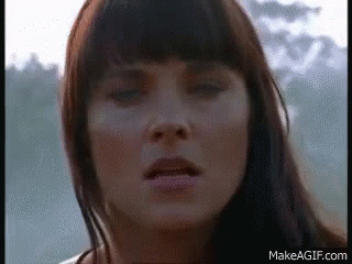 Back to the regular battle dress.
As much as I ship Xena/Gabrielle, the Xena & Ares scenes were so hot! Hahaha 👄