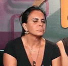 Ah mano do céu,
A história da Vampira é muito sofrida, desde o momento que ela descobre o poder, caí nas mãos da mística, e vai pros X-Men... É muito problema.
Pra quem não entendeu a consciência da Carol Danvers fez a vampira refletir sobre tudo e mudar de lado também e a forma verde da Carol na mente da Vampira é pq os poderes da Danvers são de Natureza Kree...