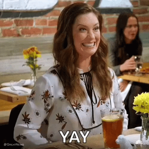 I'm thinking "Where on earth is Lauren" ...(besides her being in rehab). Just found out Janet Montgomery who plays"Lauren" recently had a baby last month! Can't wait til she returns! 😀