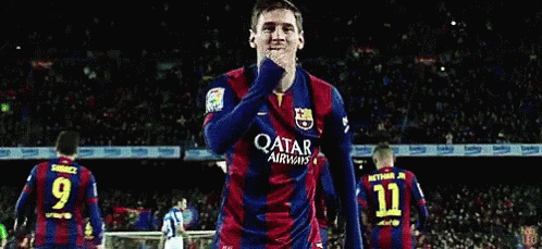 Lionel Messi GIF - LionelMessi Kiss - Discover & Share GIFs