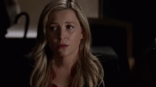 Poor Arizona...if Nicole doesn't make it through the surgery, she will be devastated 😫