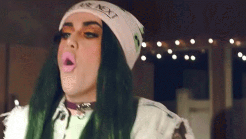 Adore fucking slayed that lipsinking