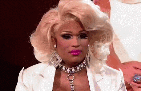 Most boring snatch game ever, I even had trouble to smile. Bob was still the best despite that mess. Go girl 💪🏼