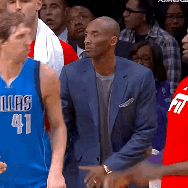 dirk-nowitzki-kobe-bryant.gif
